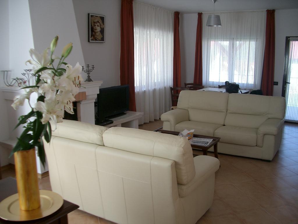 Pensiunea Funivia Săcele Habitación foto